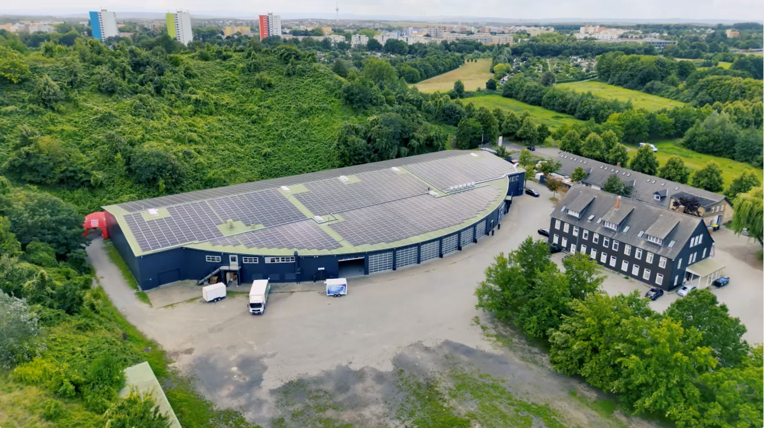 drohnenflug-prev-milleniumhalle